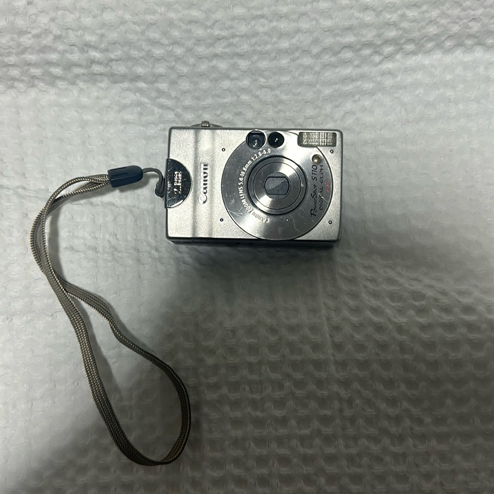 digital camera